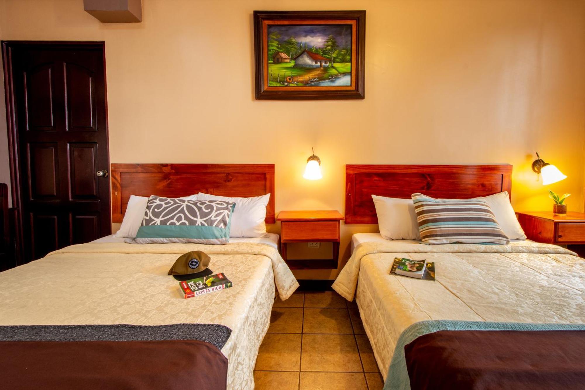 Hotel Las Colinas La Fortuna 外观 照片