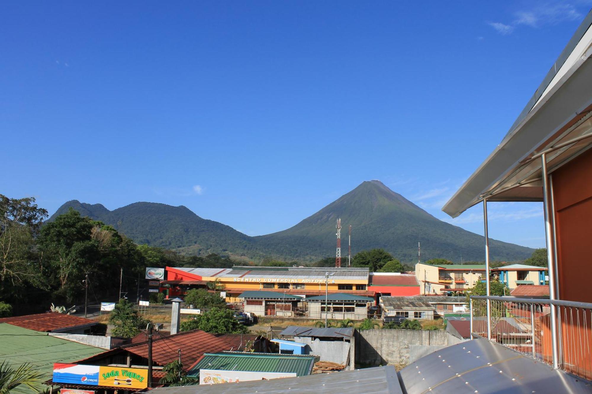 Hotel Las Colinas La Fortuna 外观 照片