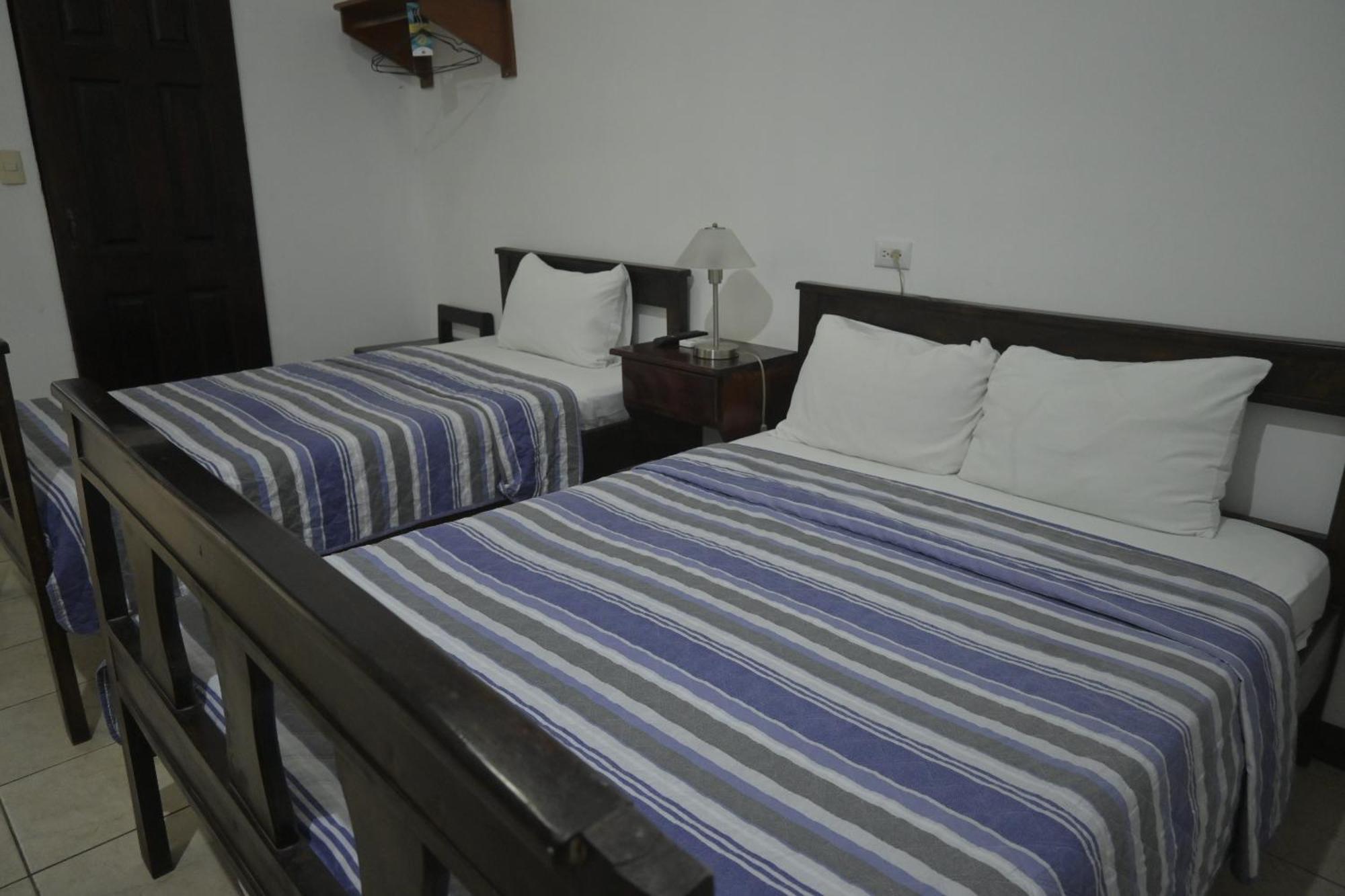 Hotel Las Colinas La Fortuna 外观 照片