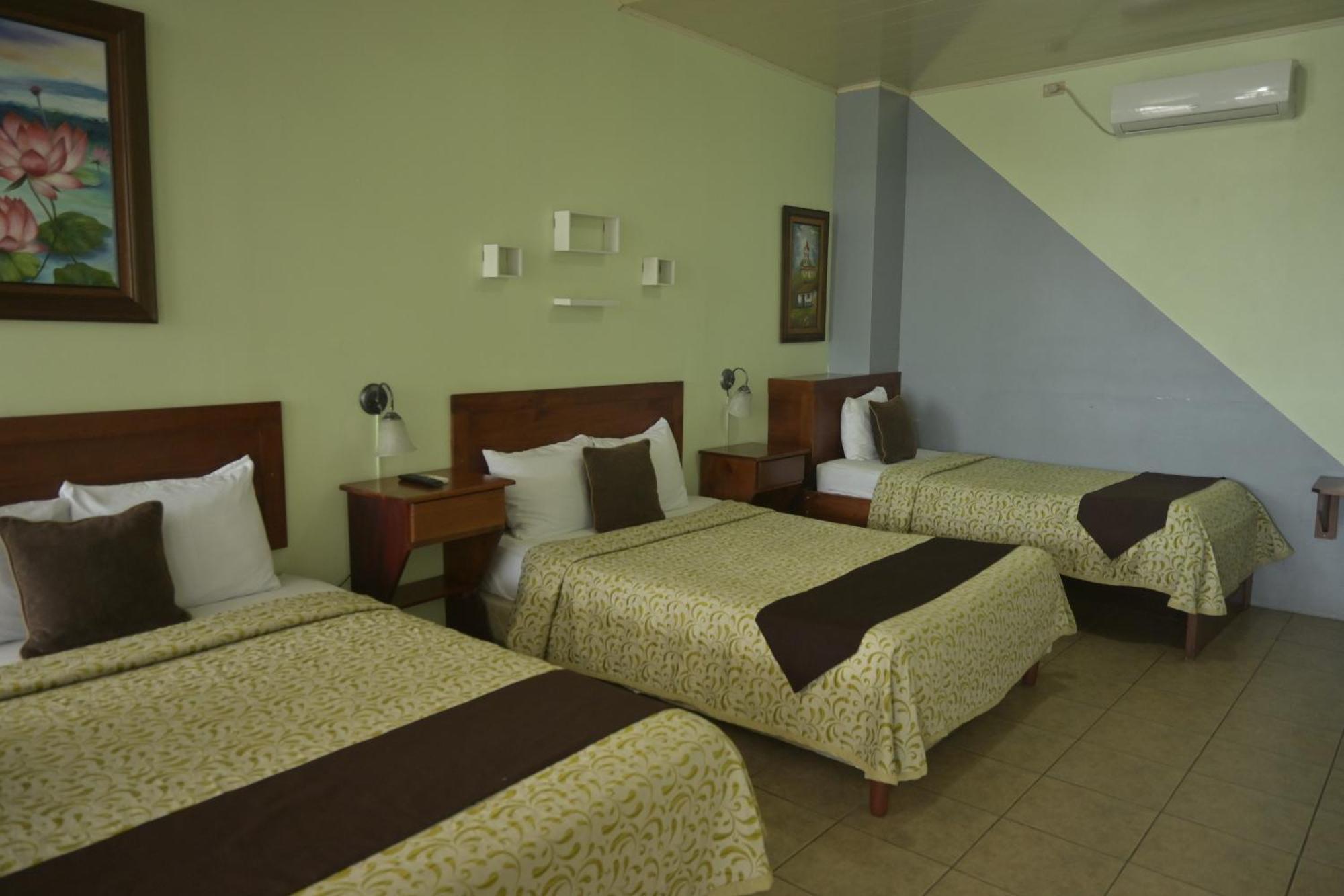 Hotel Las Colinas La Fortuna 外观 照片