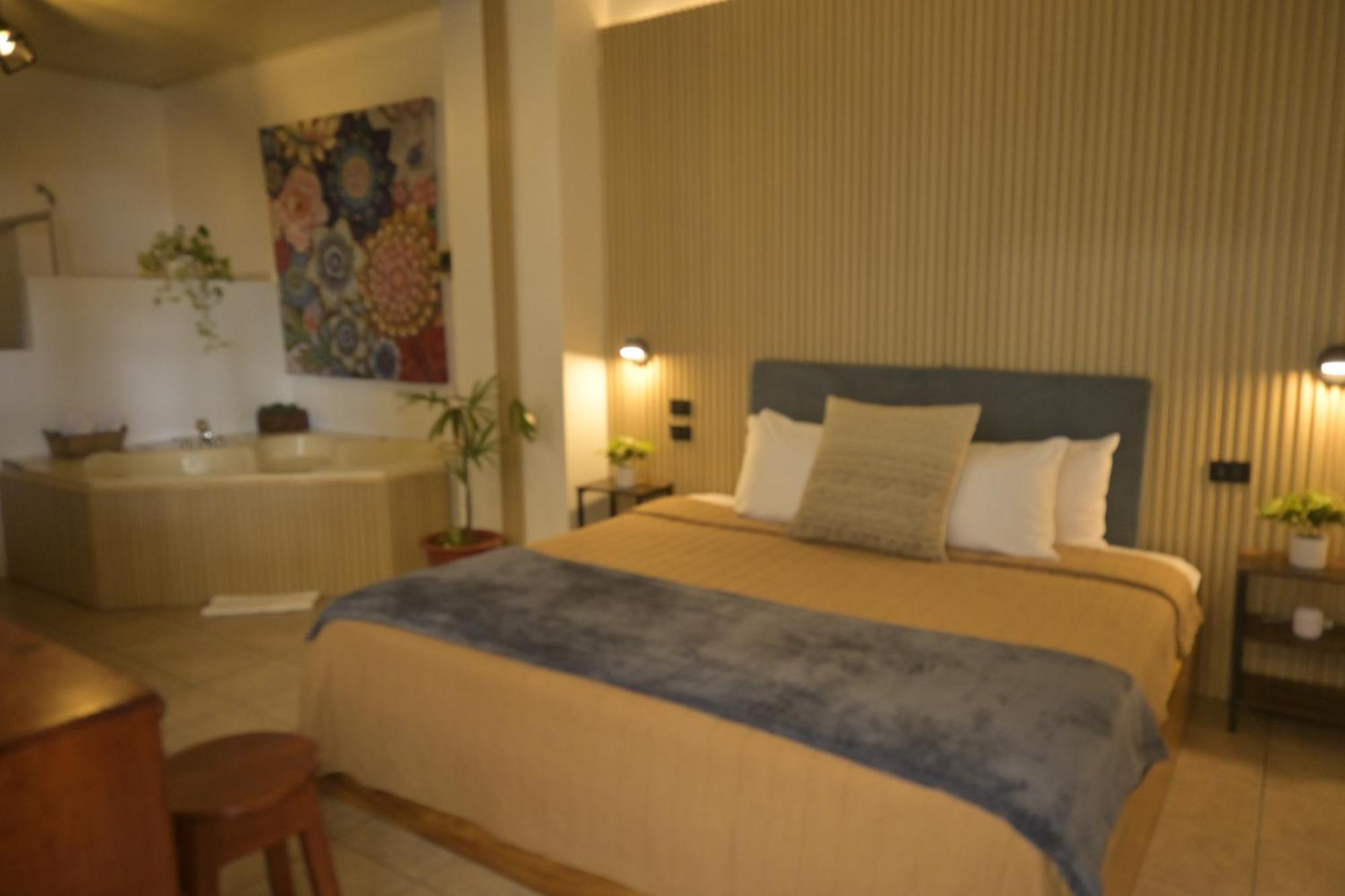 Hotel Las Colinas La Fortuna 外观 照片