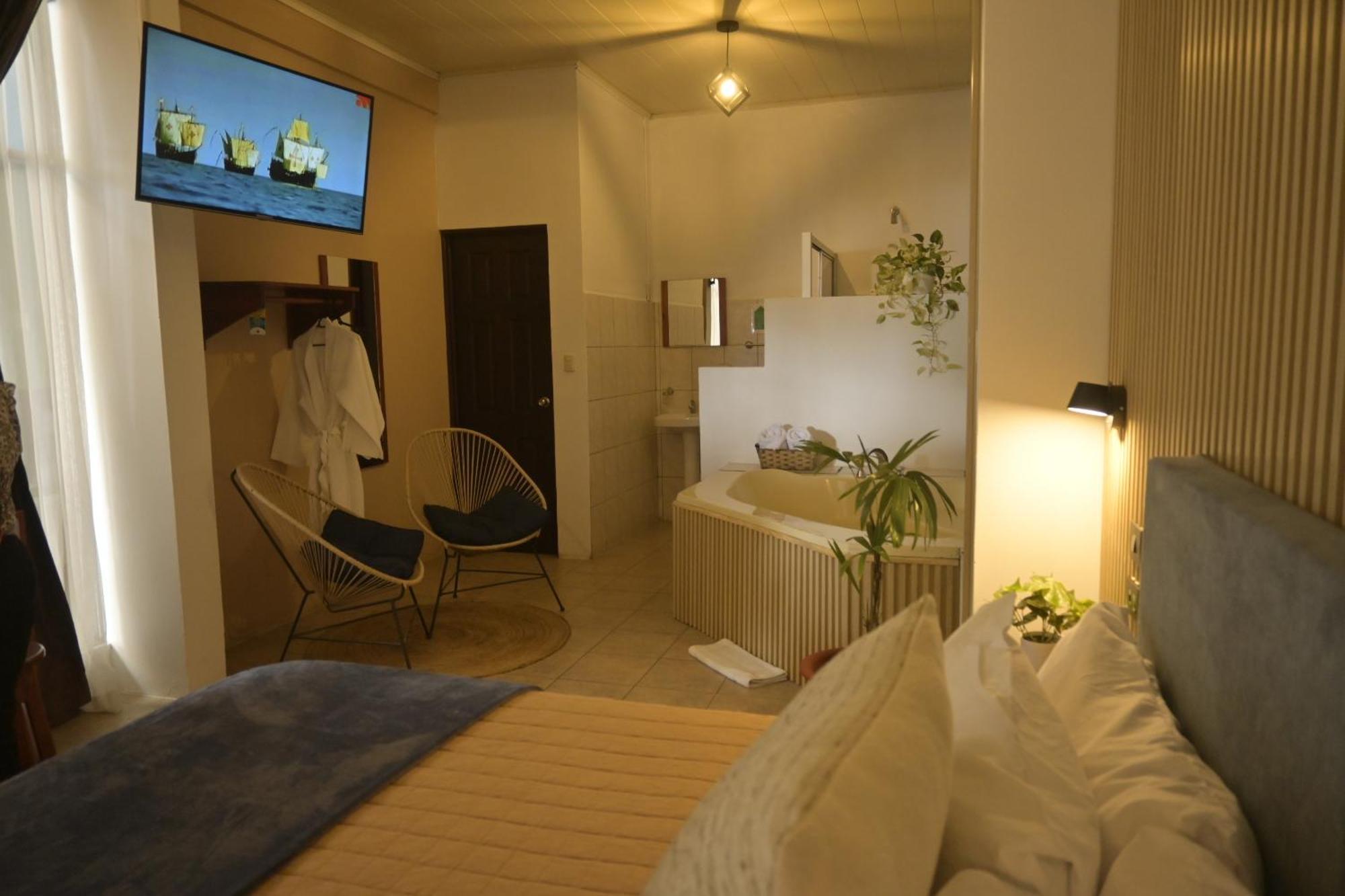 Hotel Las Colinas La Fortuna 外观 照片