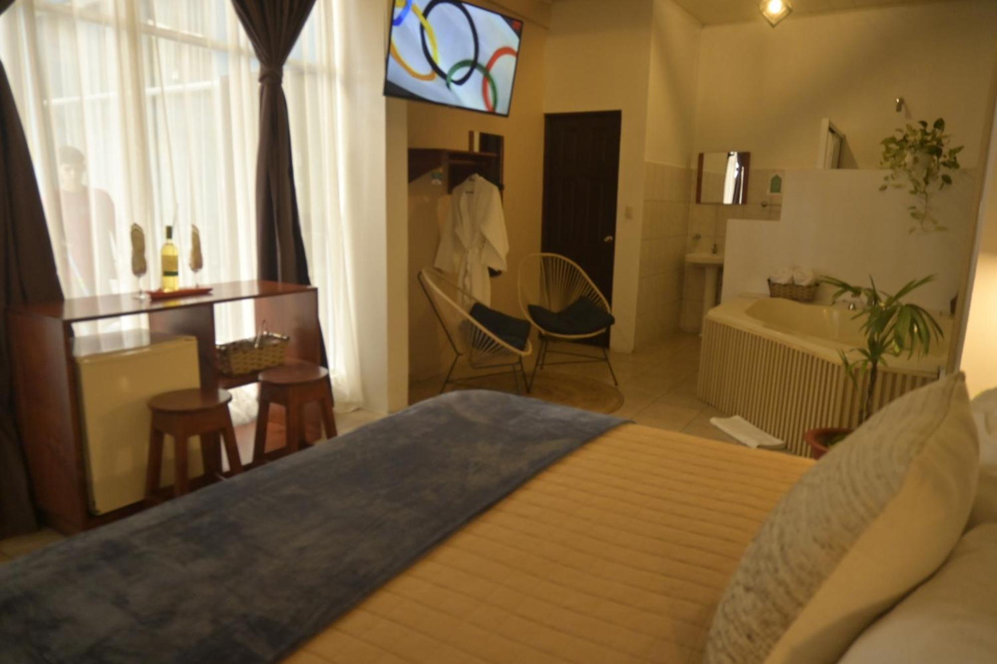 Hotel Las Colinas La Fortuna 外观 照片